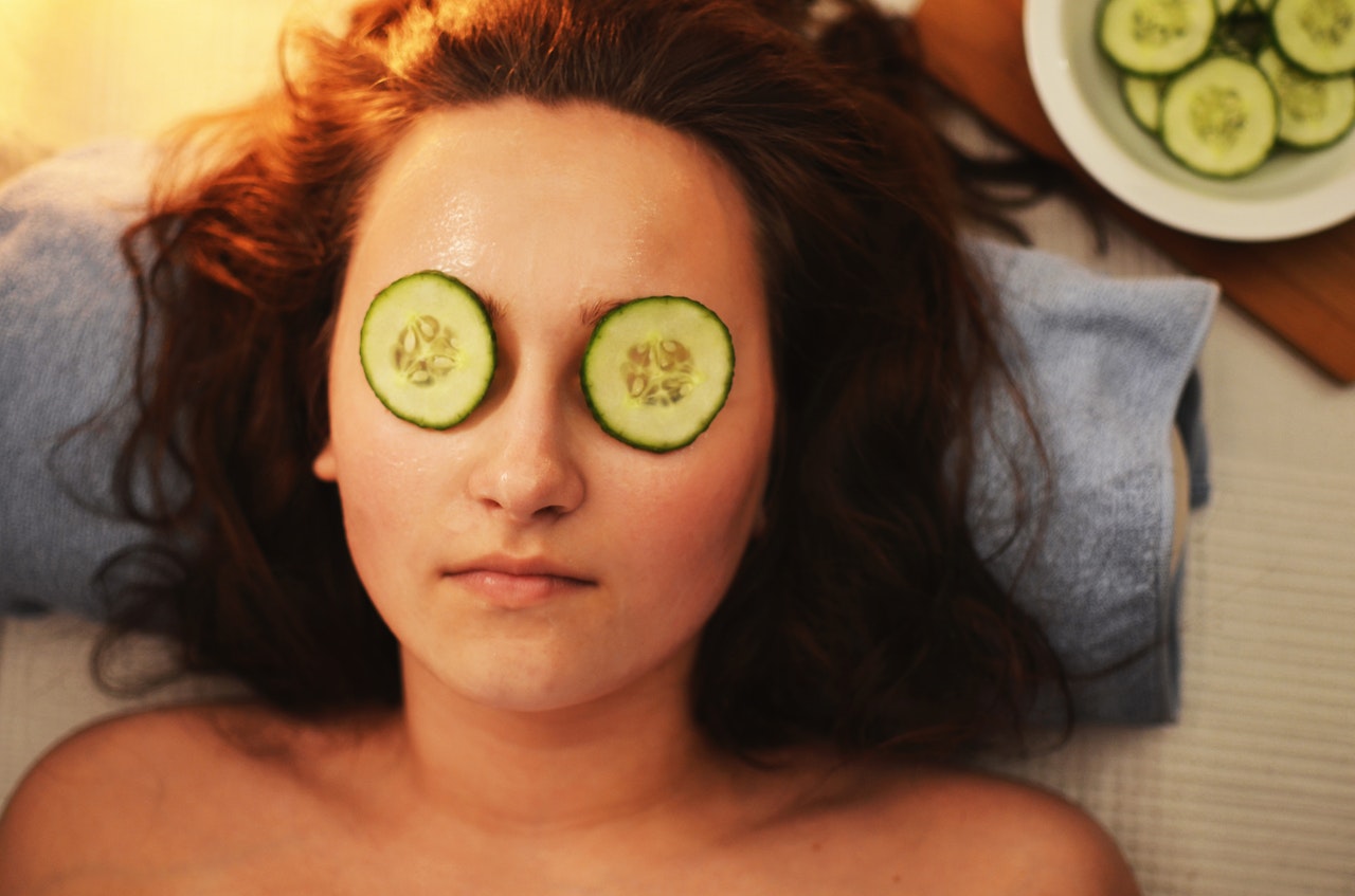 Top 10 Beauty Trends From The Past Decade &bull; 11