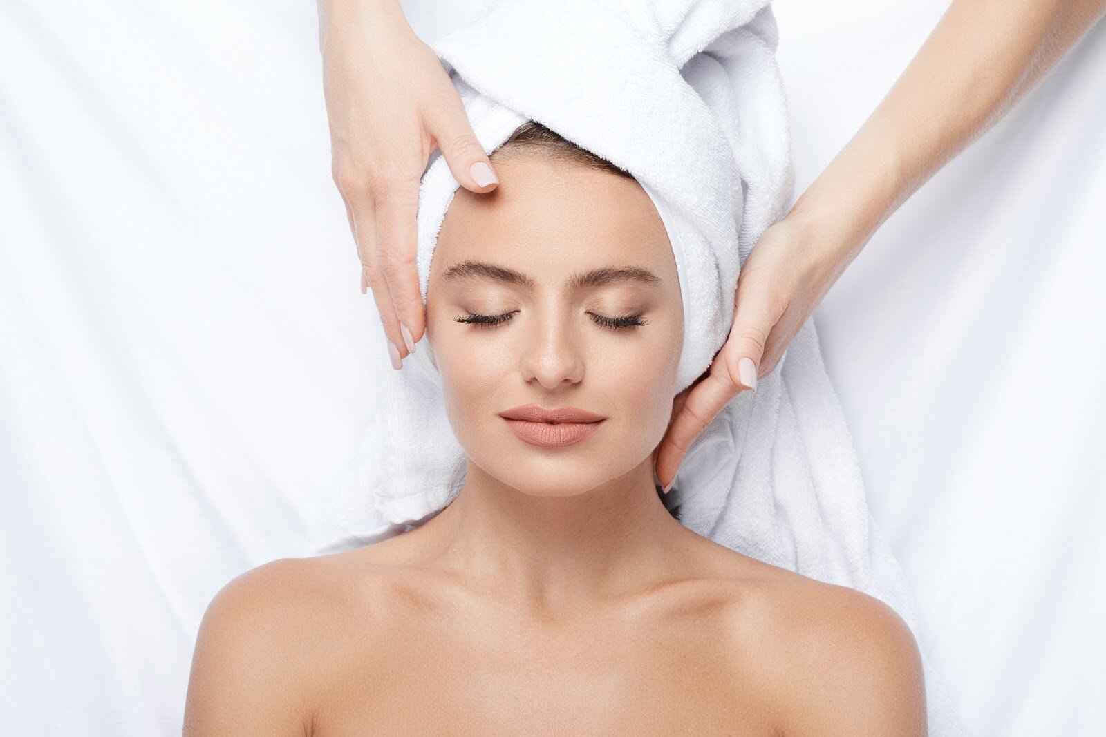 Get Glowing Holiday Skin With Dermaplaning &bull; 2