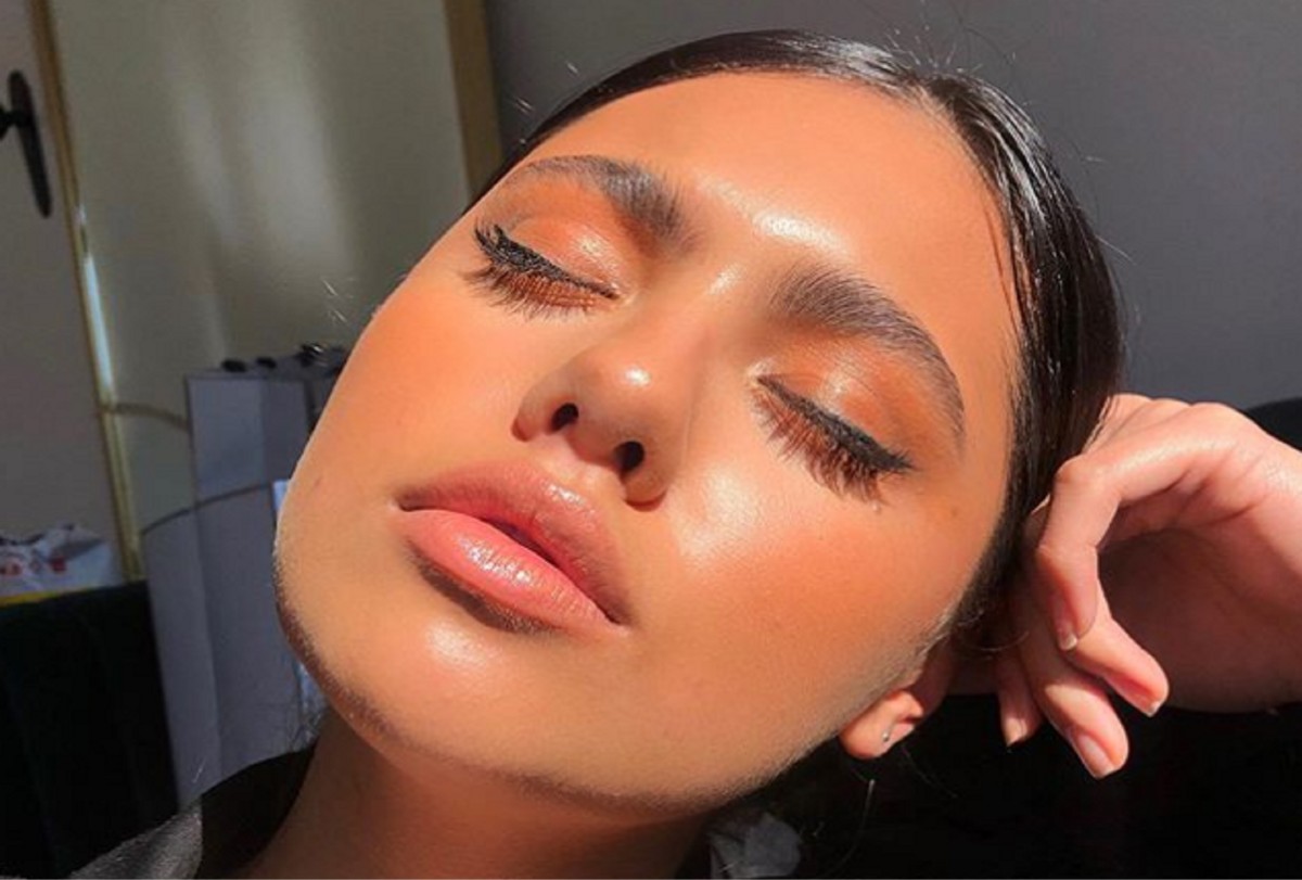 Top 10 Beauty Trends From The Past Decade &bull; 6